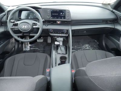 2026 Hyundai Elantra - Photo 39