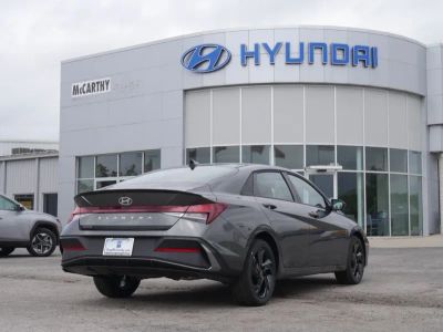 2026 Hyundai Elantra - Photo 17