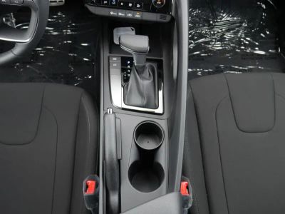 2026 Hyundai Elantra - Photo 42