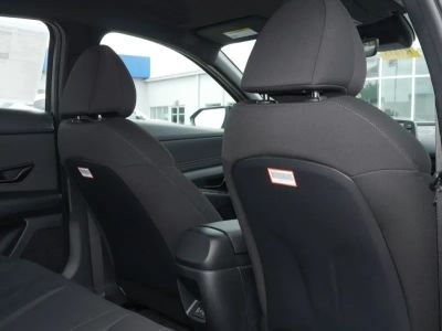 2026 Hyundai Elantra - Photo 24