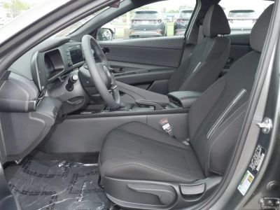 2026 Hyundai Elantra - Photo 30