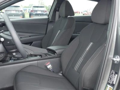 2026 Hyundai Elantra - Photo 31