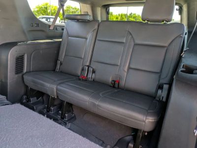 2022 Chevrolet Suburban - Photo 29
