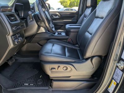2022 Chevrolet Suburban - Photo 12