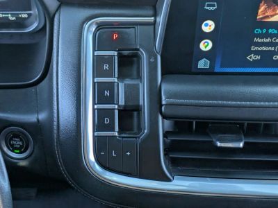 2022 Chevrolet Suburban - Photo 17