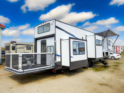 2026 Forest River RV Cherokee Rogue Store - Photo 11