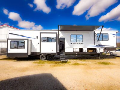 2026 Forest River RV Cherokee Rogue Store - Photo 12