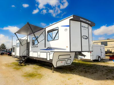 2026 Forest River RV Cherokee Rogue Store - Photo 5