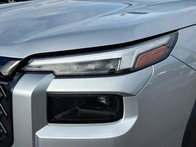 2026 Subaru Outback — photo 9 view