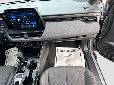 2026 Subaru Outback — photo 17 view