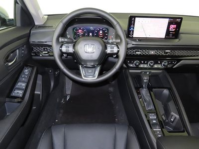 2026 Honda Accord Hybrid - Photo 17