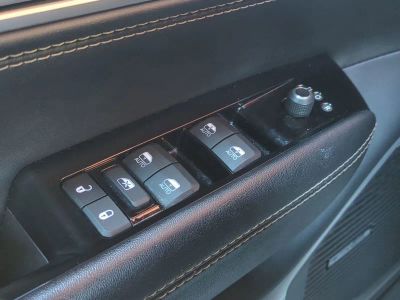 2024 Jeep Wagoneer L — photo 32 view