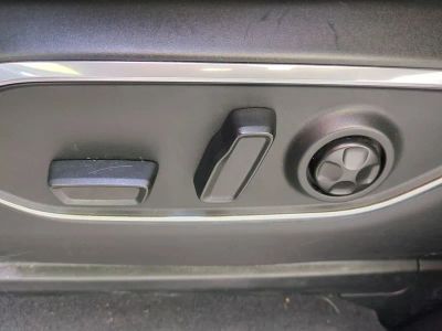 2024 Jeep Wagoneer L — photo 24 view