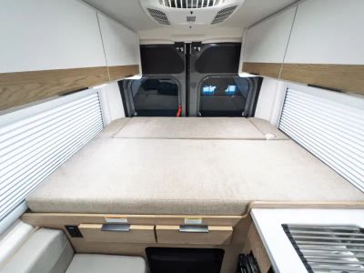 2027 Thor Motor Coach RIZE — photo 16 view