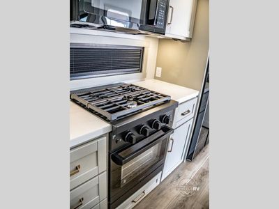 2026 Brinkley Model Z - Photo 47
