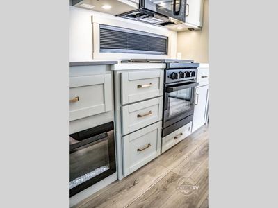 2026 Brinkley Model Z - Photo 46