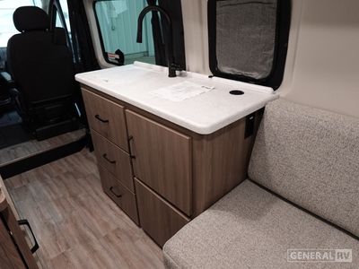 2026 Thor Motor Coach Sequence Sport - Photo 12