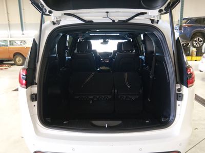 2025 Chrysler Pacifica - Photo 11