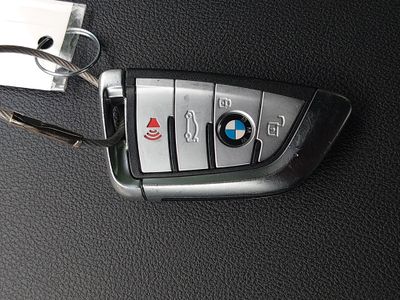 2025 BMW 3 Series - Photo 15