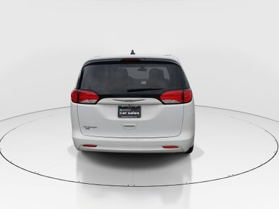 2022 Chrysler Voyager - Photo 6