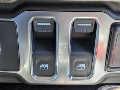 2026 Jeep Wrangler — photo 27 view