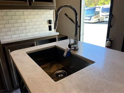 2023 JAYCO SEISMIC - Photo 9