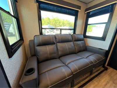 2023 JAYCO SEISMIC - Photo 6