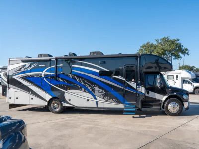 2022 Jayco SENECA - Photo 26