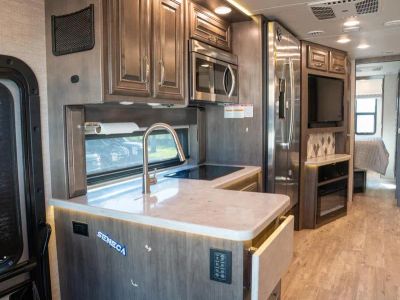 2022 Jayco SENECA - Photo 6