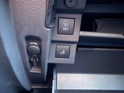2017 Volkswagen Passat R-Line W/Comfort Pkg - Photo 27