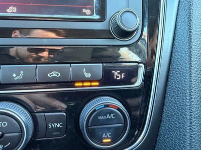 2017 Volkswagen Passat R-Line W/Comfort Pkg - Photo 19