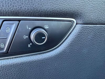 2017 Volkswagen Passat R-Line W/Comfort Pkg - Photo 29