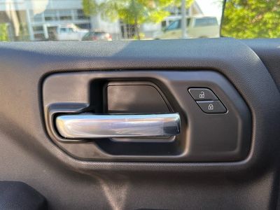 2024 Chevrolet Silverado 1500 — photo 15 view