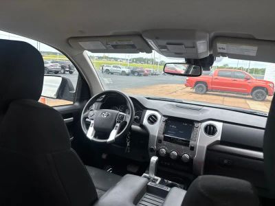 2021 Toyota Tundra - Photo 28