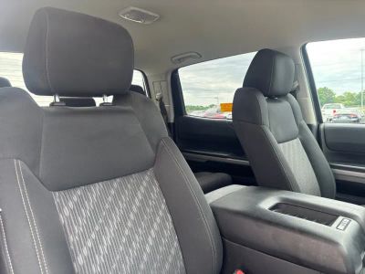 2021 Toyota Tundra - Photo 18