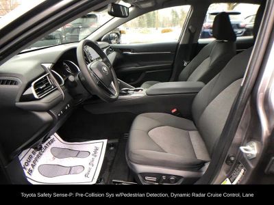 2023 Toyota Camry LE - Photo 17