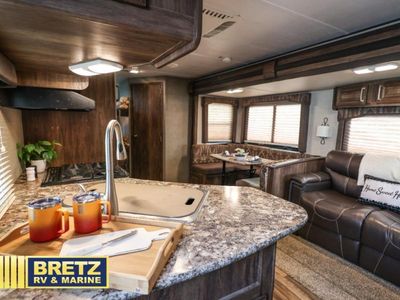 2017 Keystone RV Cougar Half-Ton Series - Photo 10
