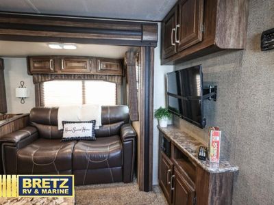 2017 Keystone RV Cougar Half-Ton Series - Photo 11