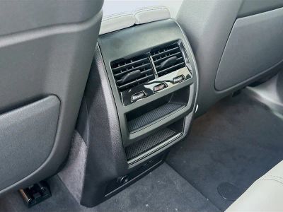 2026 BMW X5 — photo 19 view