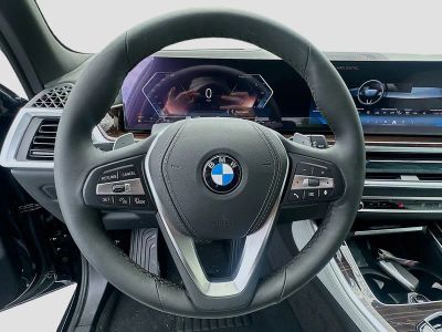 2026 BMW X5 — photo 8 view