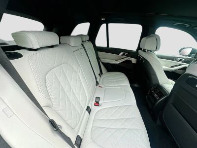 2026 BMW X5 — photo 22 view