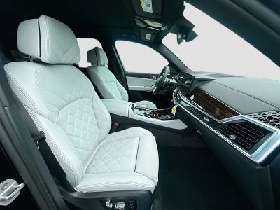 2026 BMW X5 — photo 23 view