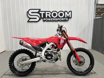 2026 Honda® CRF450RWE — front three-quarter view