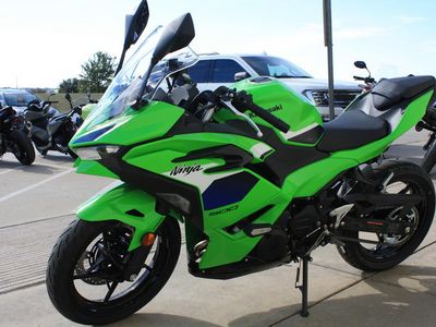 2026 Kawasaki Ninja 500 - Photo 3