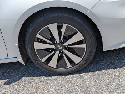 2019 Nissan Altima — photo 11 view
