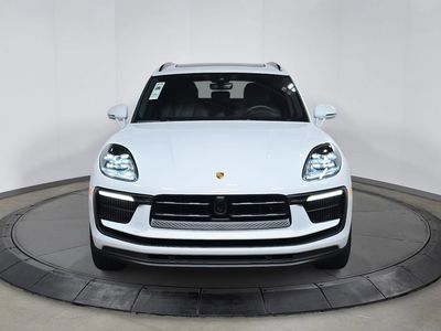 2026 Porsche Macan - Photo 10