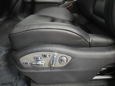 2026 Porsche Macan - Photo 23