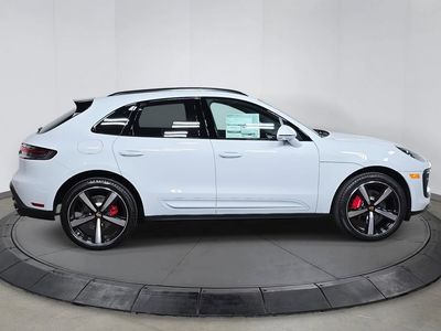 2026 Porsche Macan - Photo 8