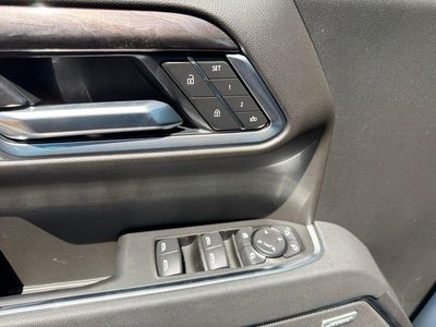 2026 Chevrolet Silverado 1500 — photo 33 view