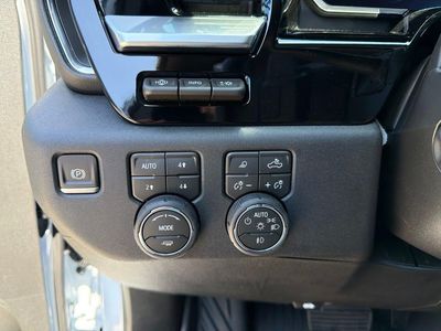 2026 Chevrolet Silverado 1500 — photo 21 view